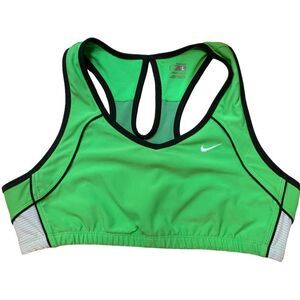 NIKE green sports bra size L